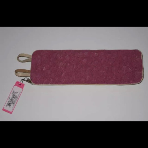 Betsey Johnson Mint & Bronze Wide Cuff Bracelet - Picture 8 of 8